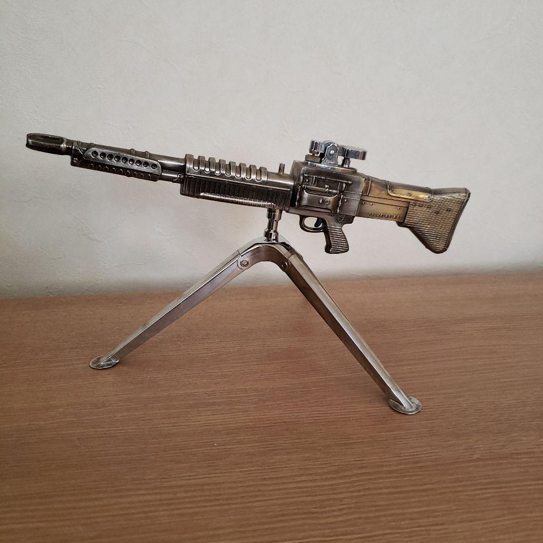 M60　ライフル金属製フィギュア 　三脚スタンド付きライター