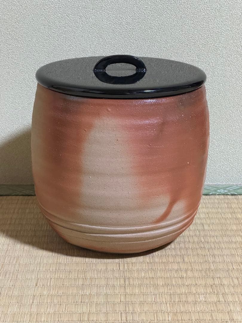 備前焼　伊勢崎満　備前緋襷棒ノ先水指