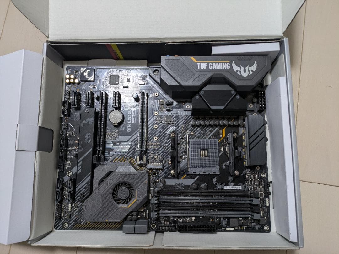 ASUS TUF GAMING X570-PLUS マザーボード