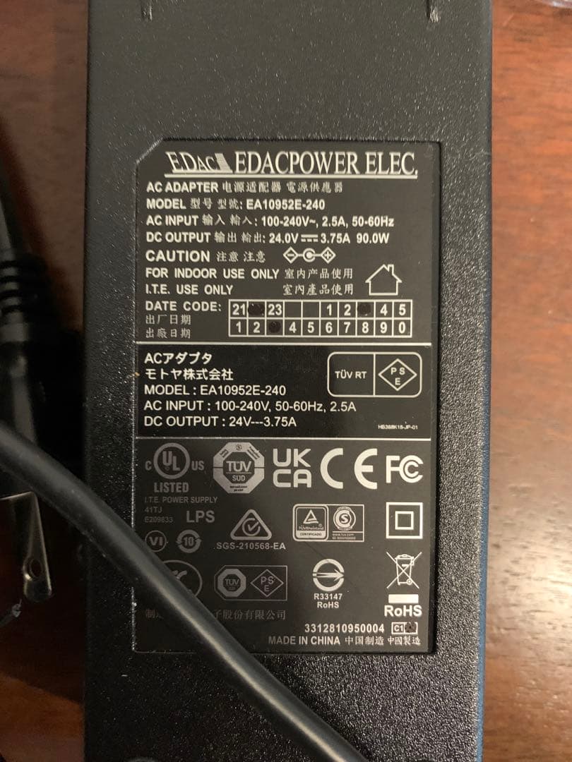 HOBOT-388 ロボット掃除機本体　簡単窓掃除！