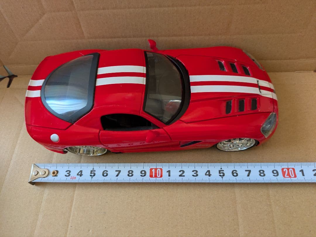 ジャダトイズ　ダッジ・バイパーSRT10　ダイキャストモデルカー　1/24