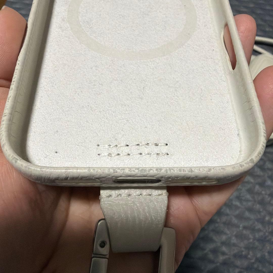 objcts.io オブジェクツ　iPhone17pro 土屋鞄　ケース　バック