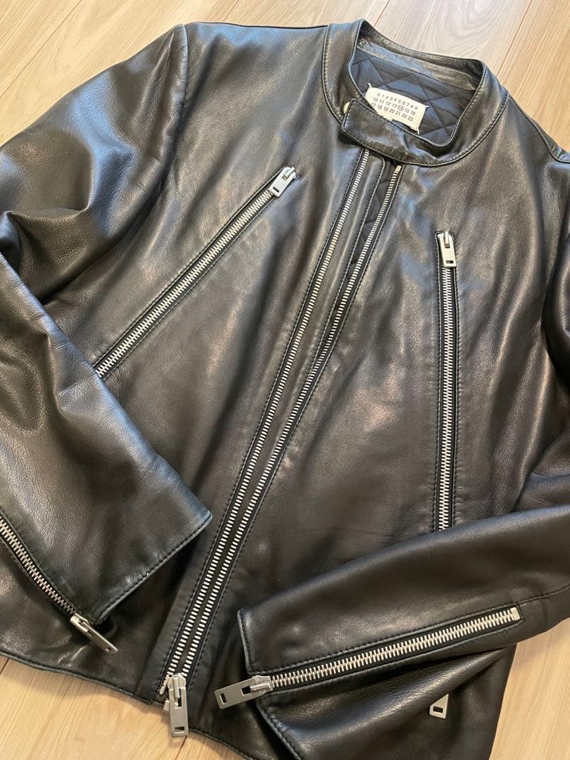 maison margielaブラックレザーシングルライダースジャケット