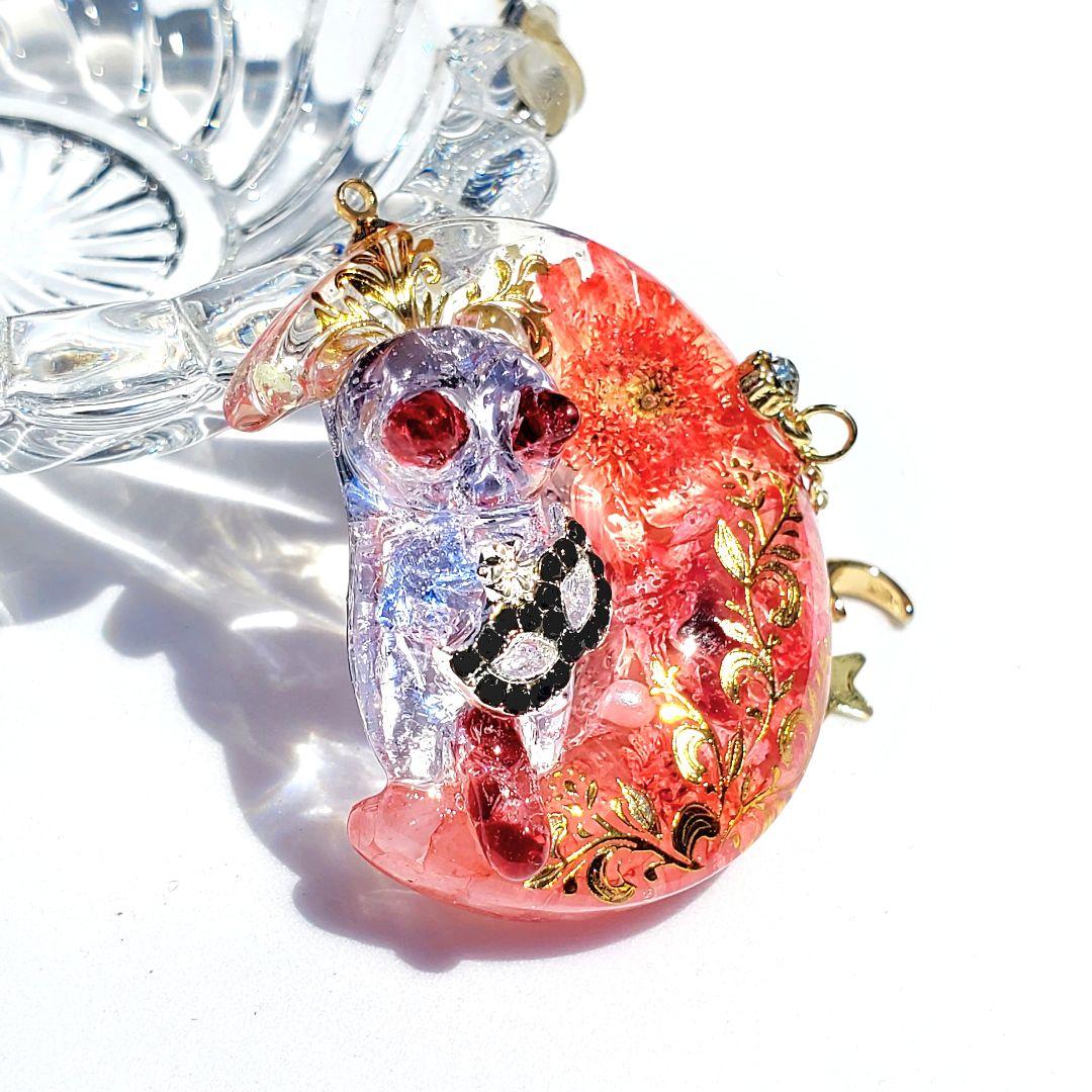 やっちゃん 　　ガラス・天然石レジンネックレス　オルゴナイト　ハンドメイド