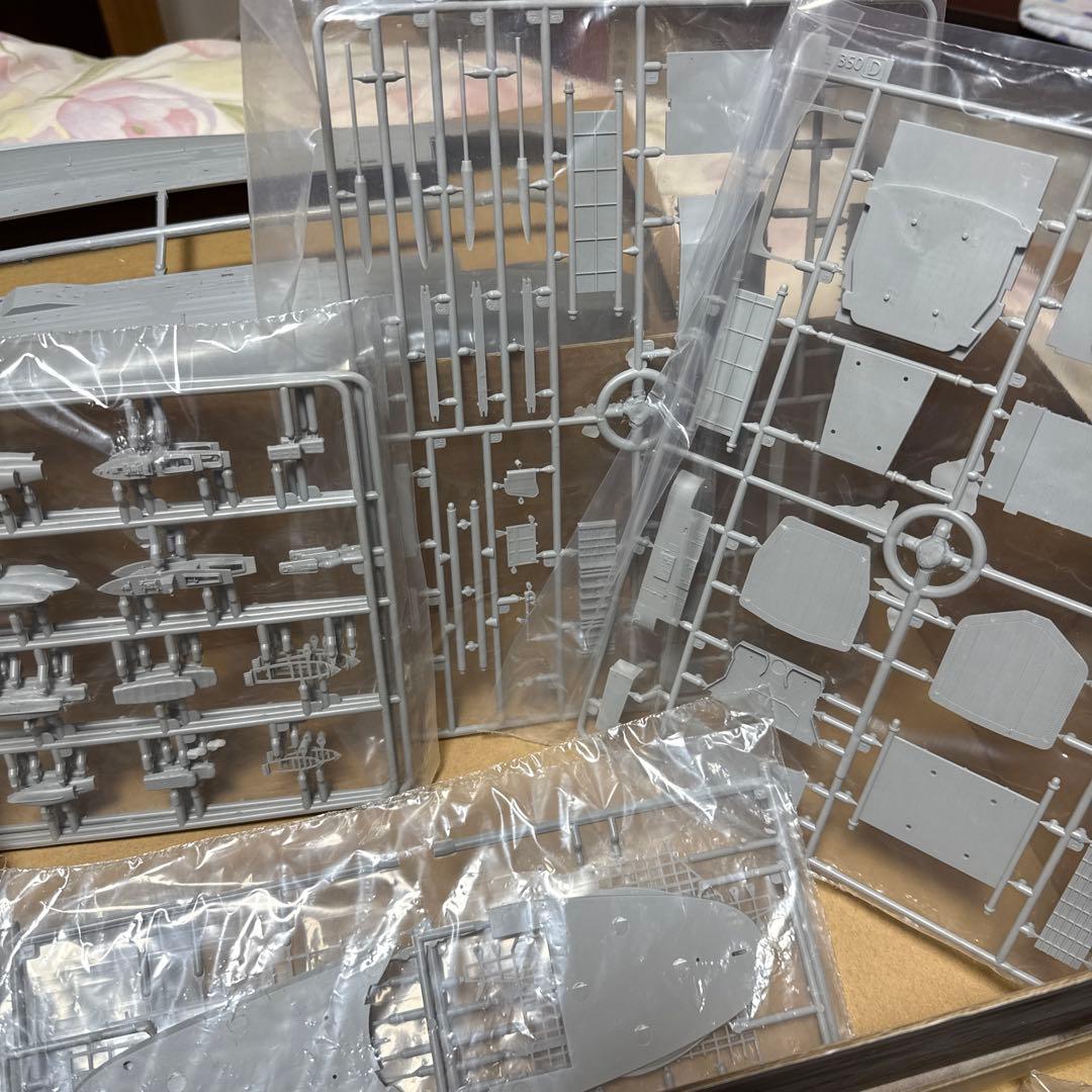 大鳳 1/350 プラモデル未組立