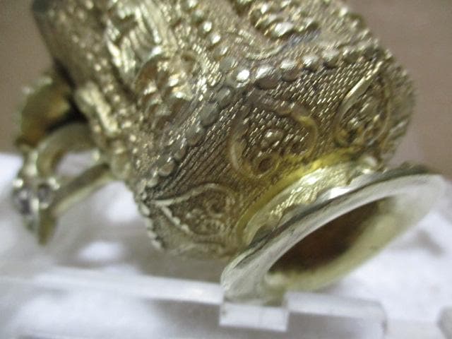 中国　唐代　舞伎八稜金杯　古箱付き　N74-2