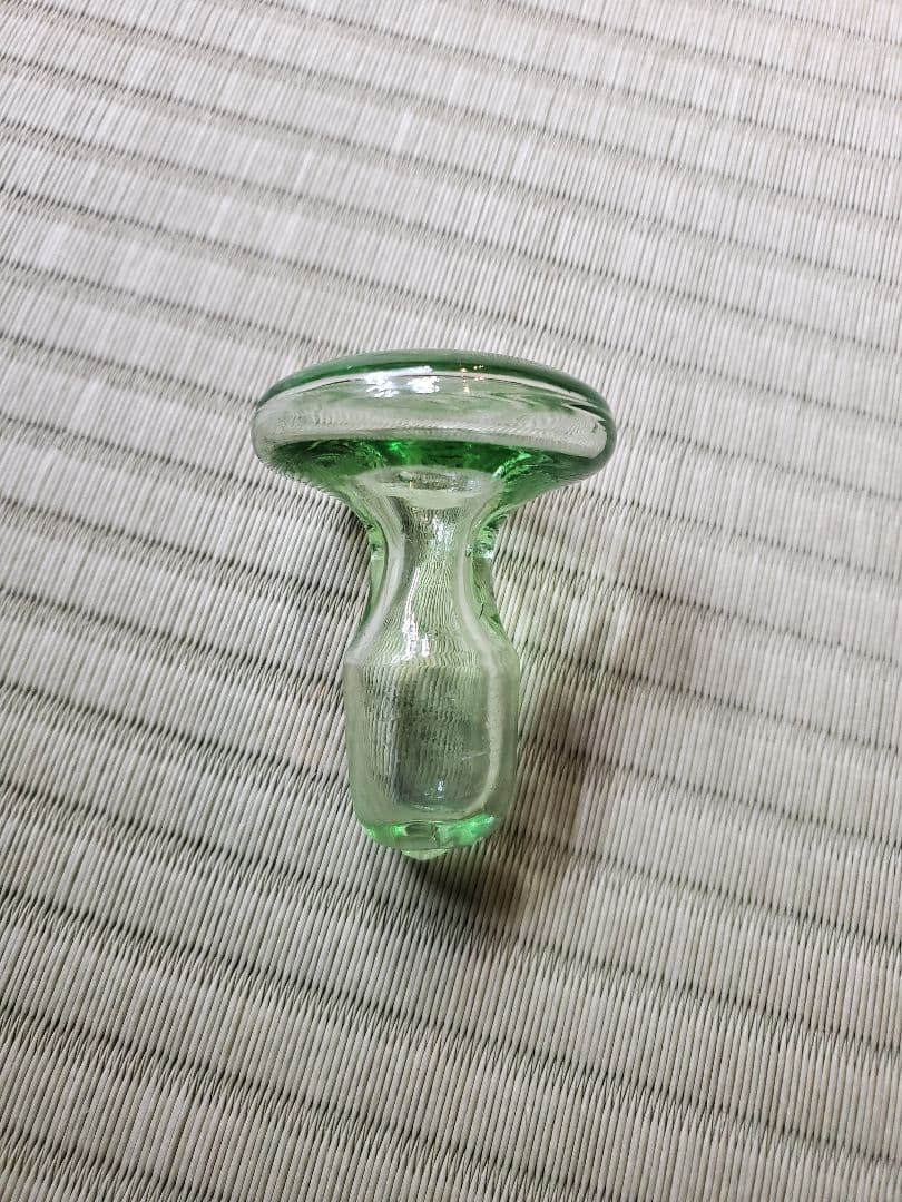 ウランガラス　デキャンタ　B