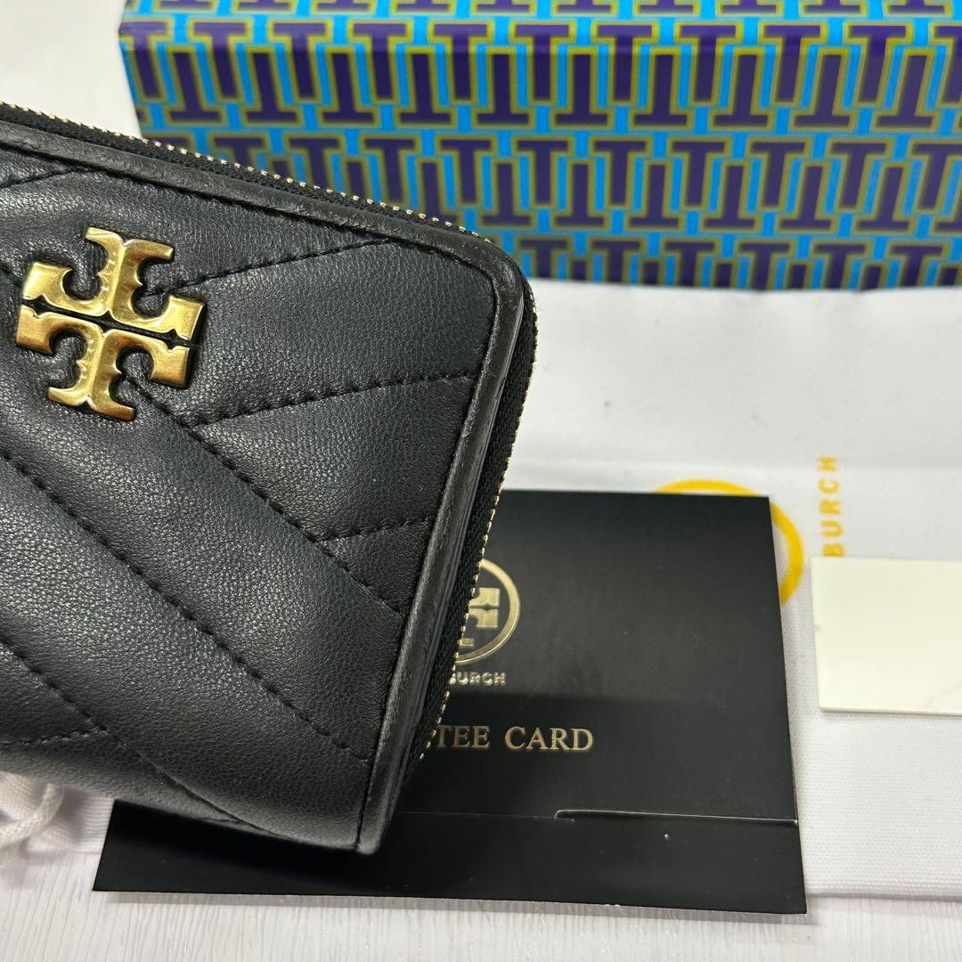 新品同様‼️ 現行　トリーバーチ　財布　折り財布　キルティング　付属品付き