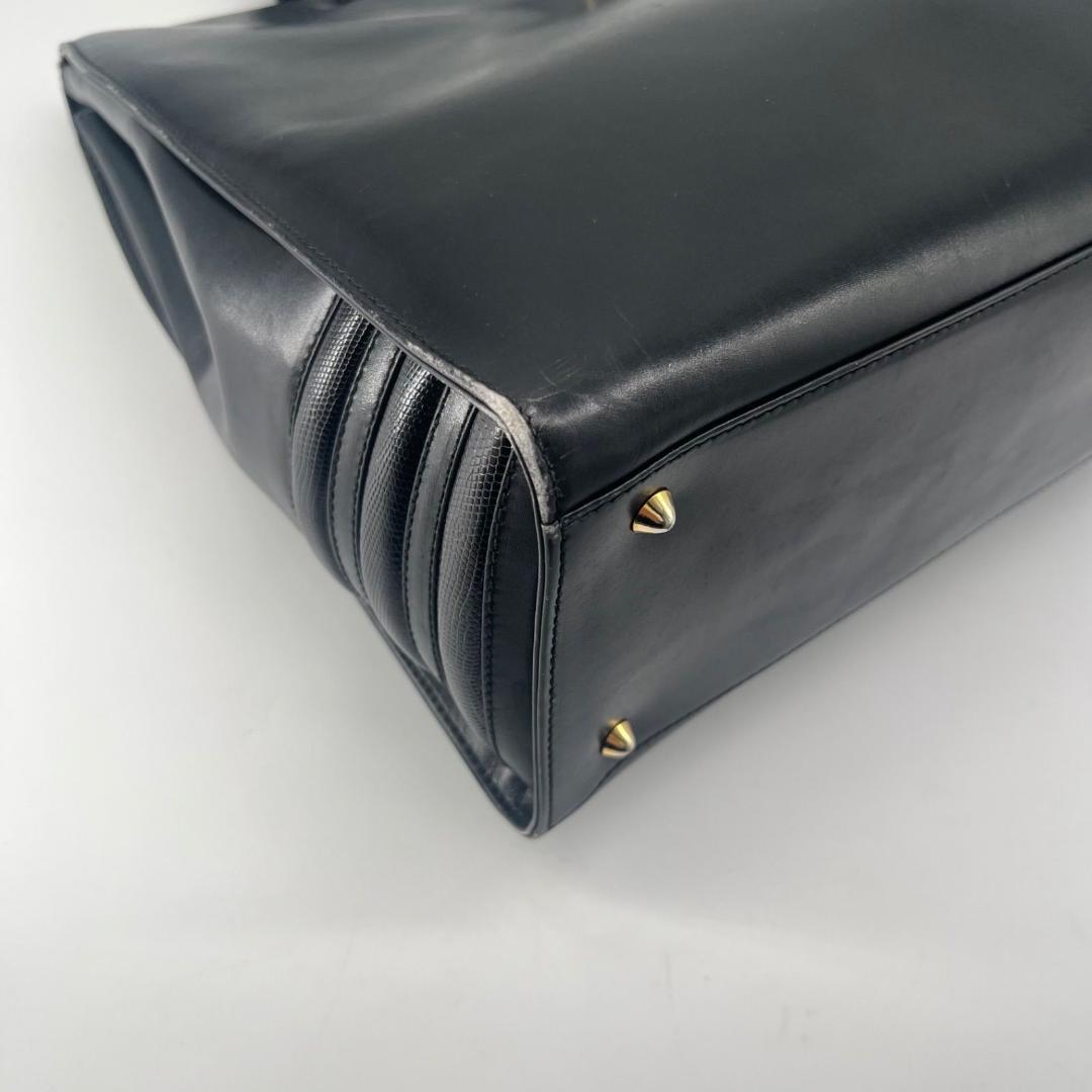 13971✨グッチ ハンドバッグ レザー フラップ 黒 ブラック
