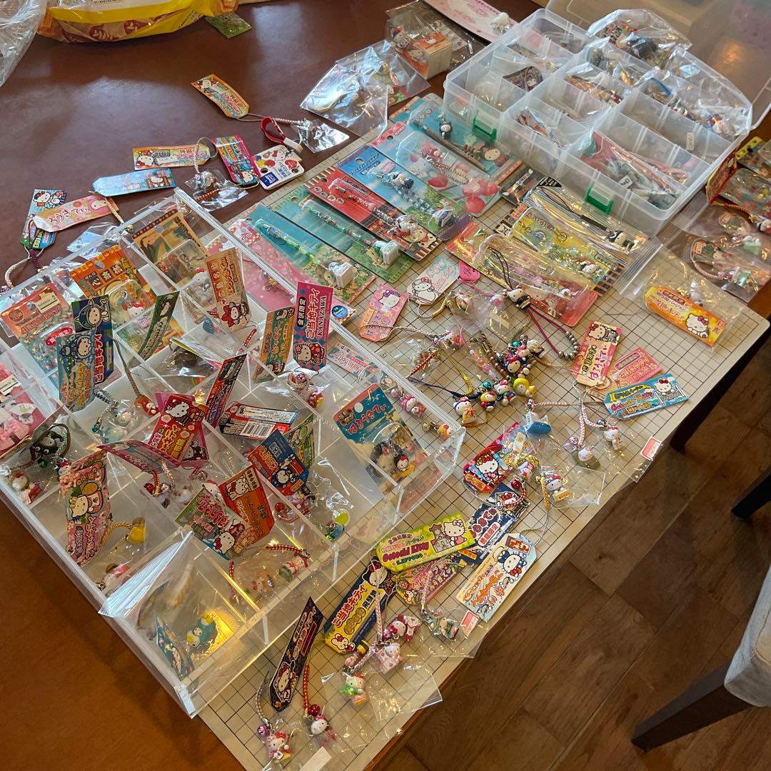 ハローキティ 90個 ご当地 キティ 根付 ストラップ まとめ売り
