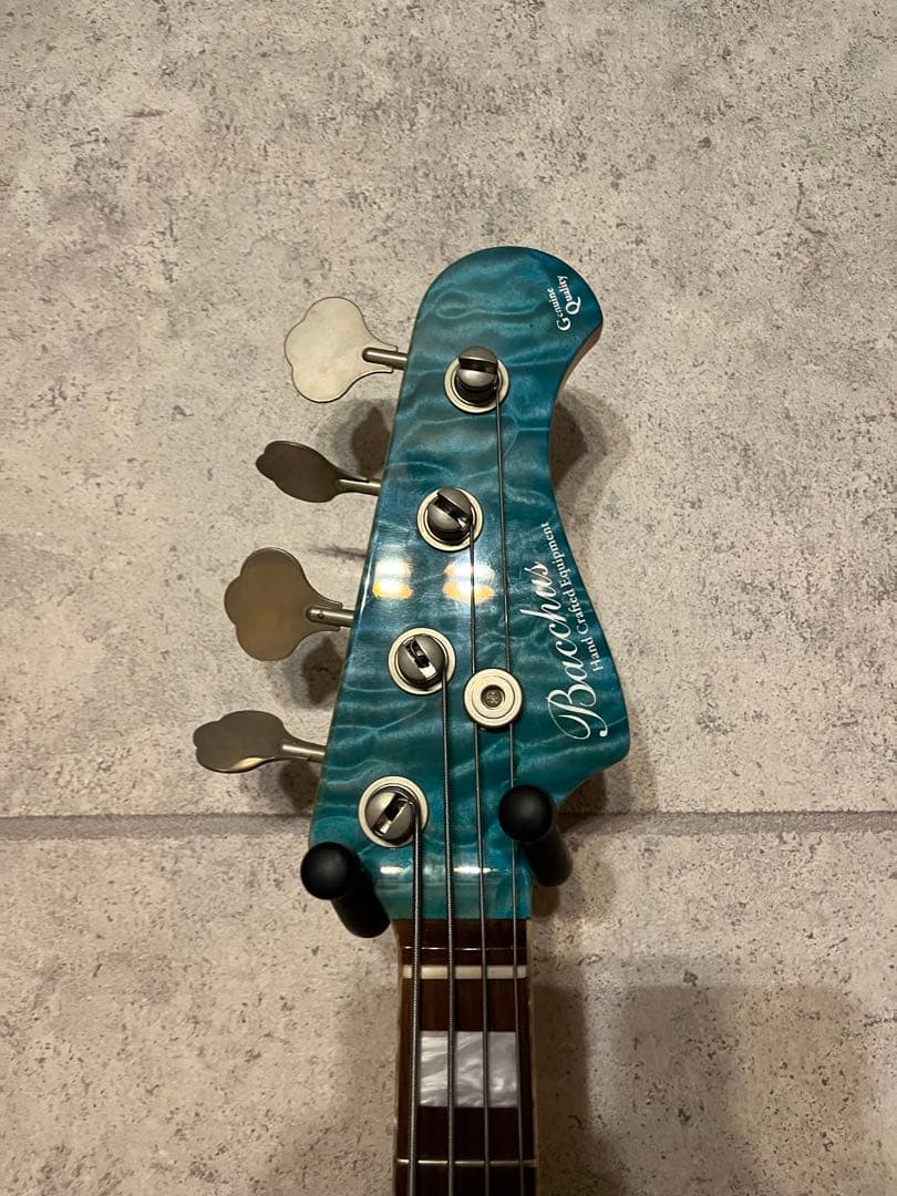 ベース　バッカスBacchus WL-007 R AQB