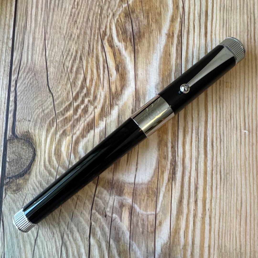 伊東屋ロメオ(ROMEO)No.3万年筆ブラックBニブ廃番品