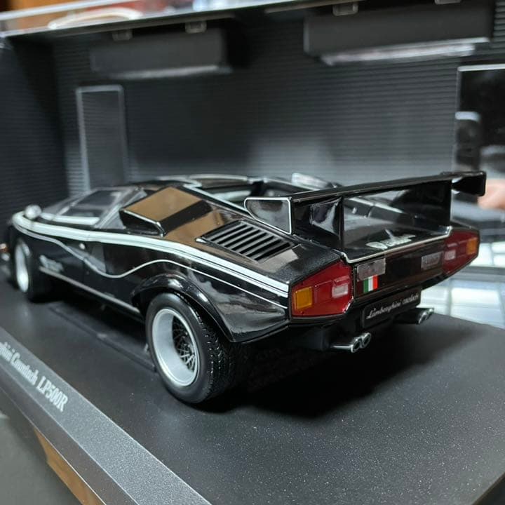 激レア絶版未展示品　京商 1/18 ランボルギーニ カウンタック LP500 R