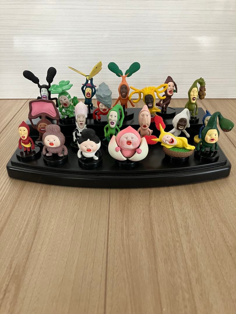 こびとづかん カバヤ　フィギュア19体 ジャンク品