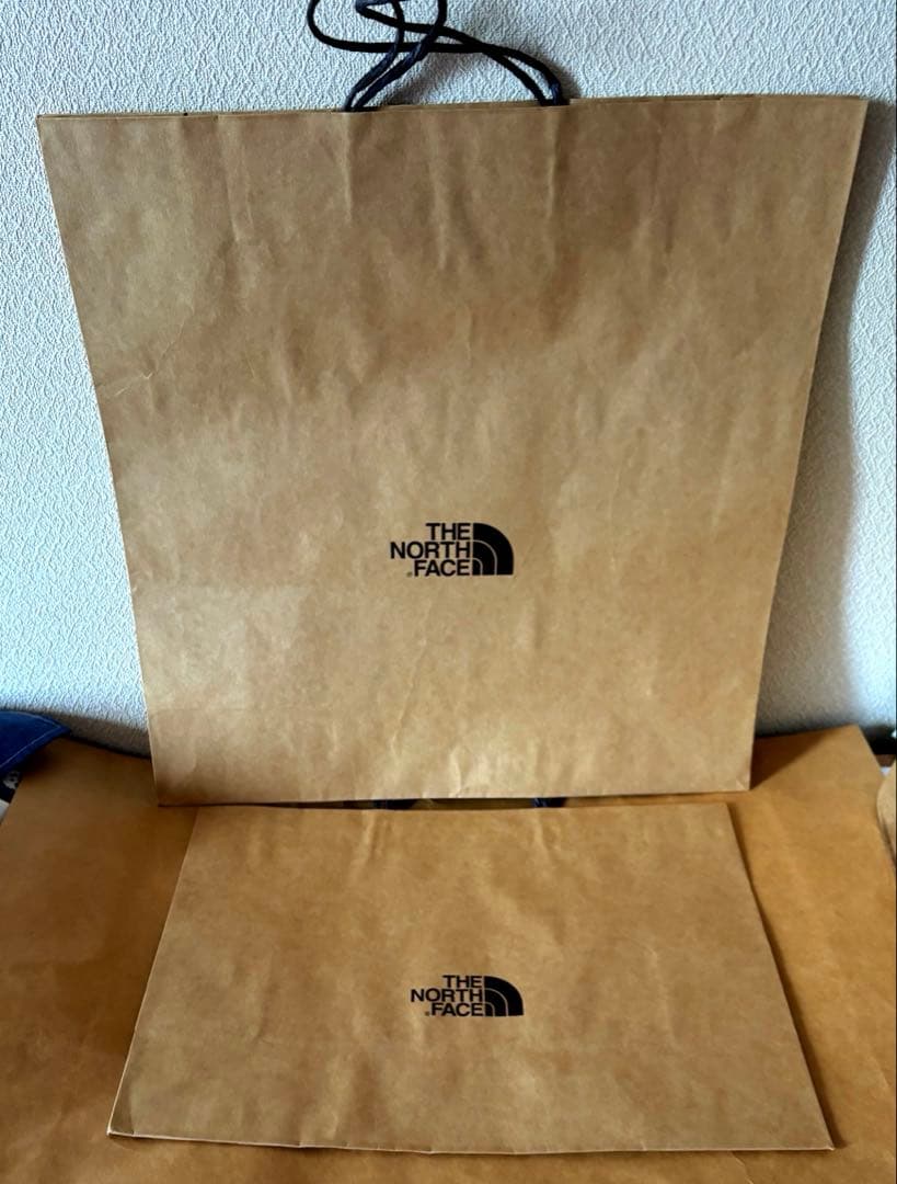 ノースフェイス　紙袋　ショッパー 新品未使用　80袋　プラスオマケ付き