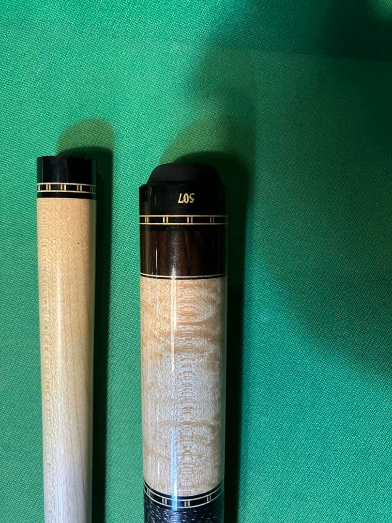 ビリヤード　プレーキュー　アダム