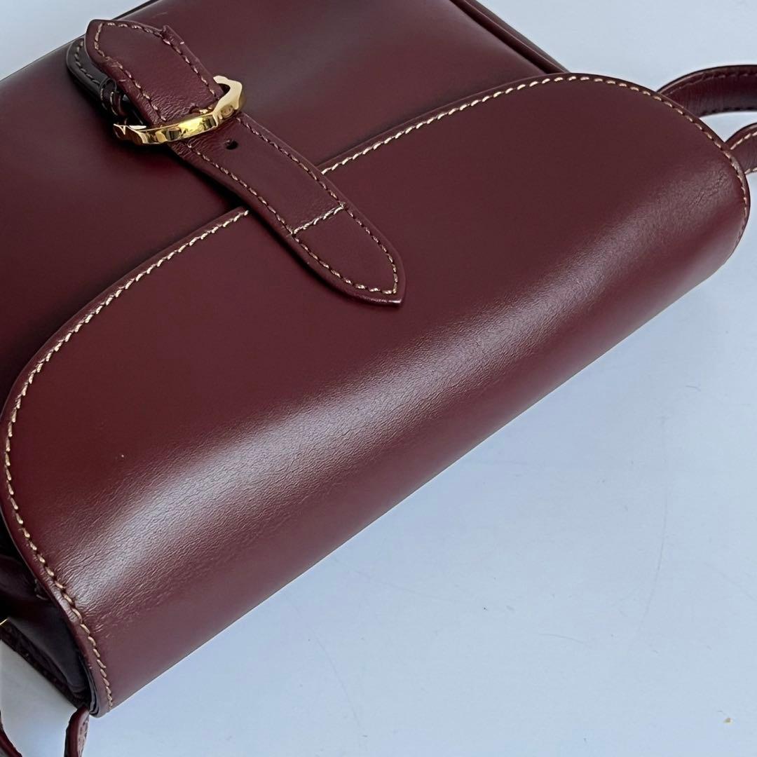 ■未使用級■ Cartier　マストライン　ショルダーバッグ　レザー　ボルドー