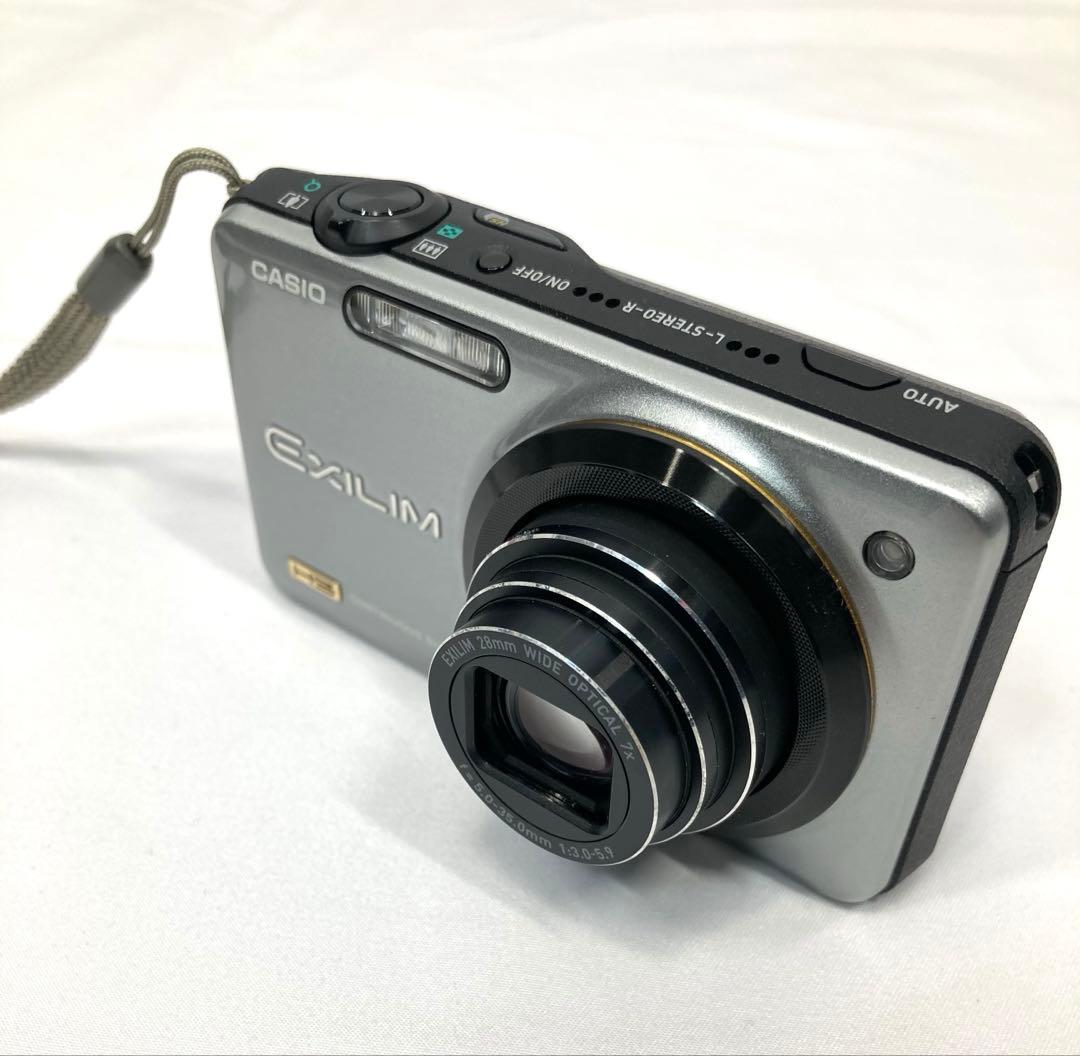 1711N9レ CASIO カシオ EXILIM EX-ZR10 デジカメ