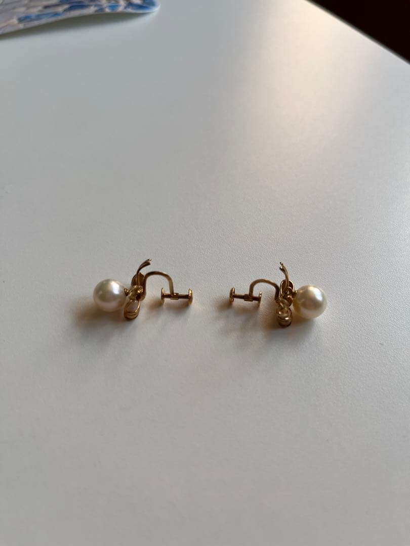 パール花モチーフイヤリング