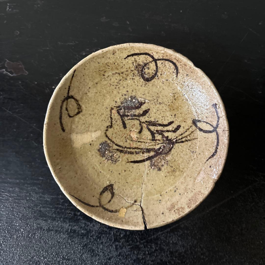 古唐津　兎小皿　うさぎ　武雄系小峠窯　平盃　骨董　検:白洲正子　西岡小十　李朝
