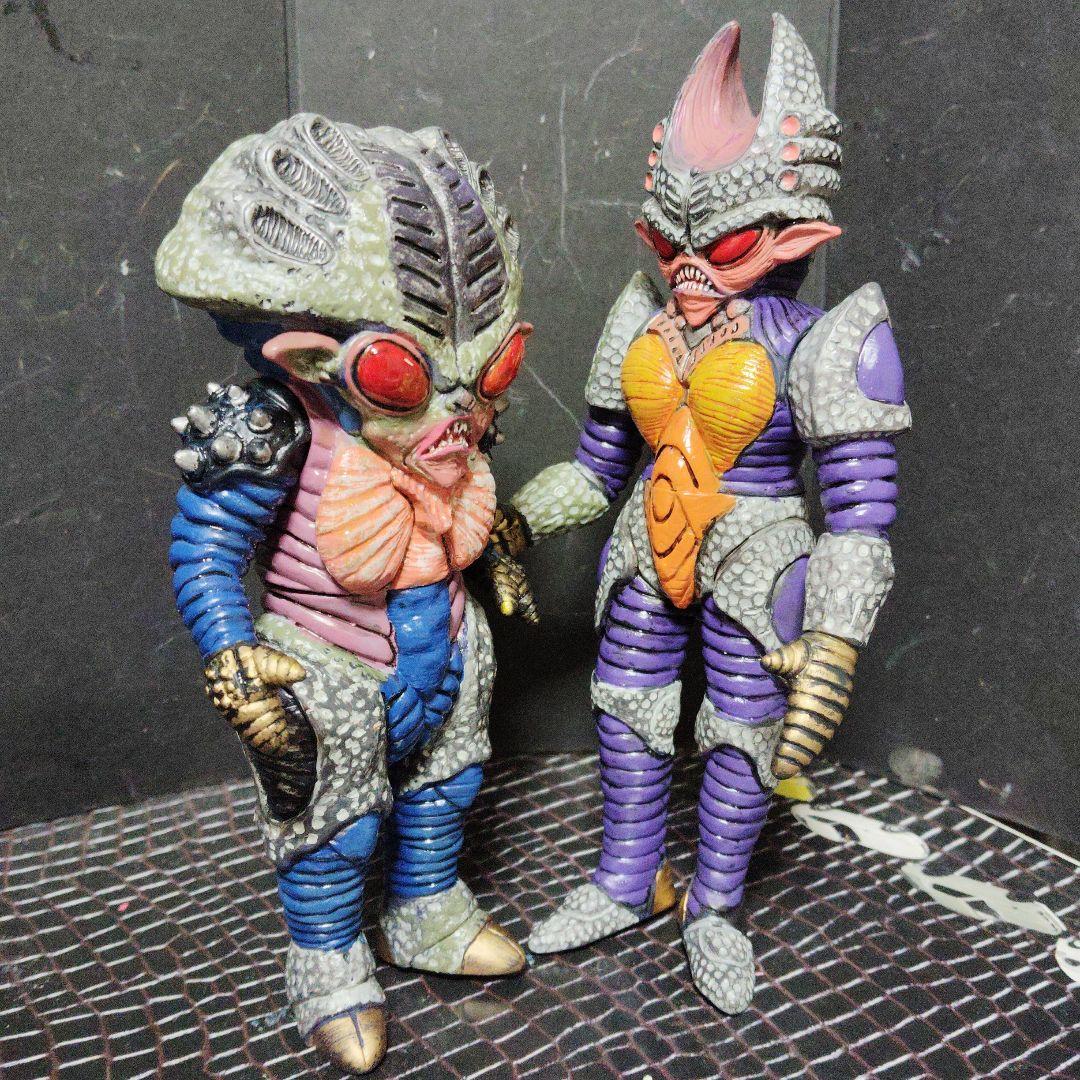 ウルトラ怪獣旧型絶版ソフビベンゼン.レディセット（期間限定サービス終了）