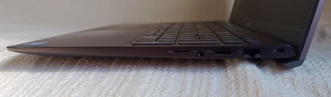 DELL Vostro 5502 第11世代corei5搭載