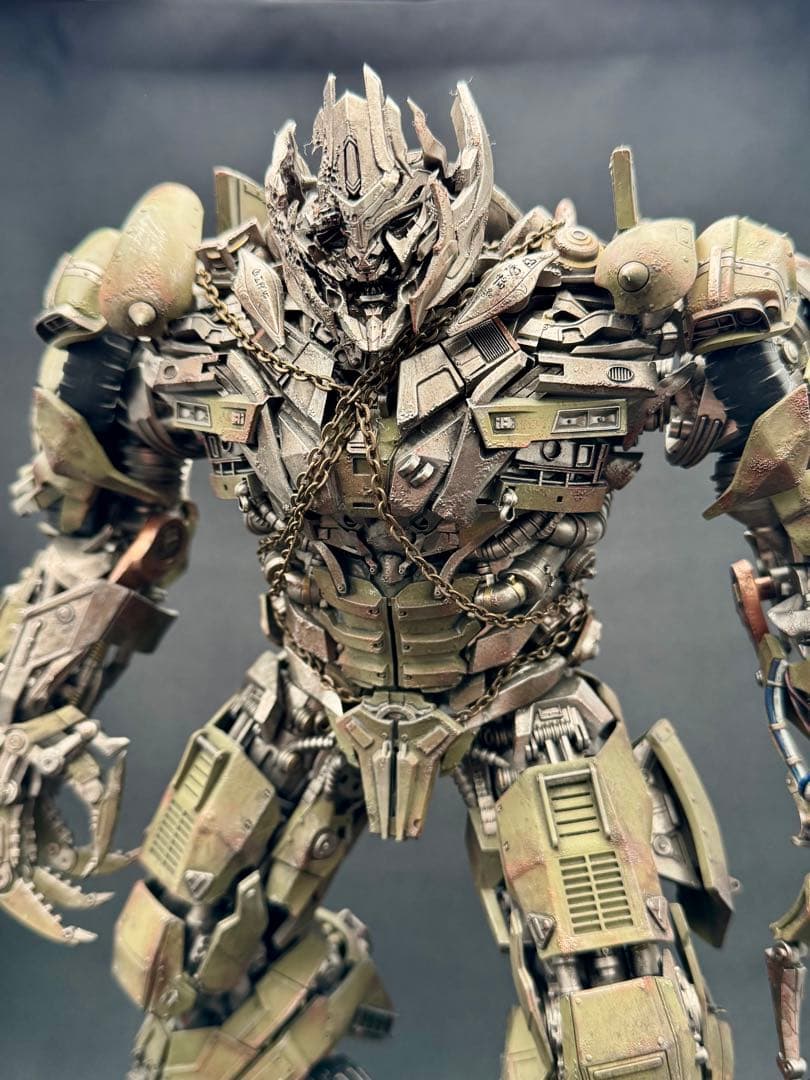 leaf studio メガトロンキット完成品　DOTMメガトロン