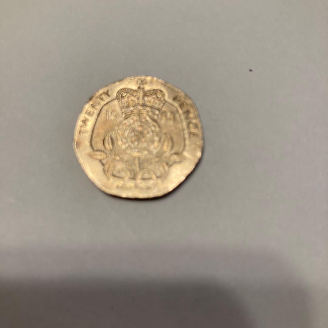 イギリス 1988年 20ペンス硬貨