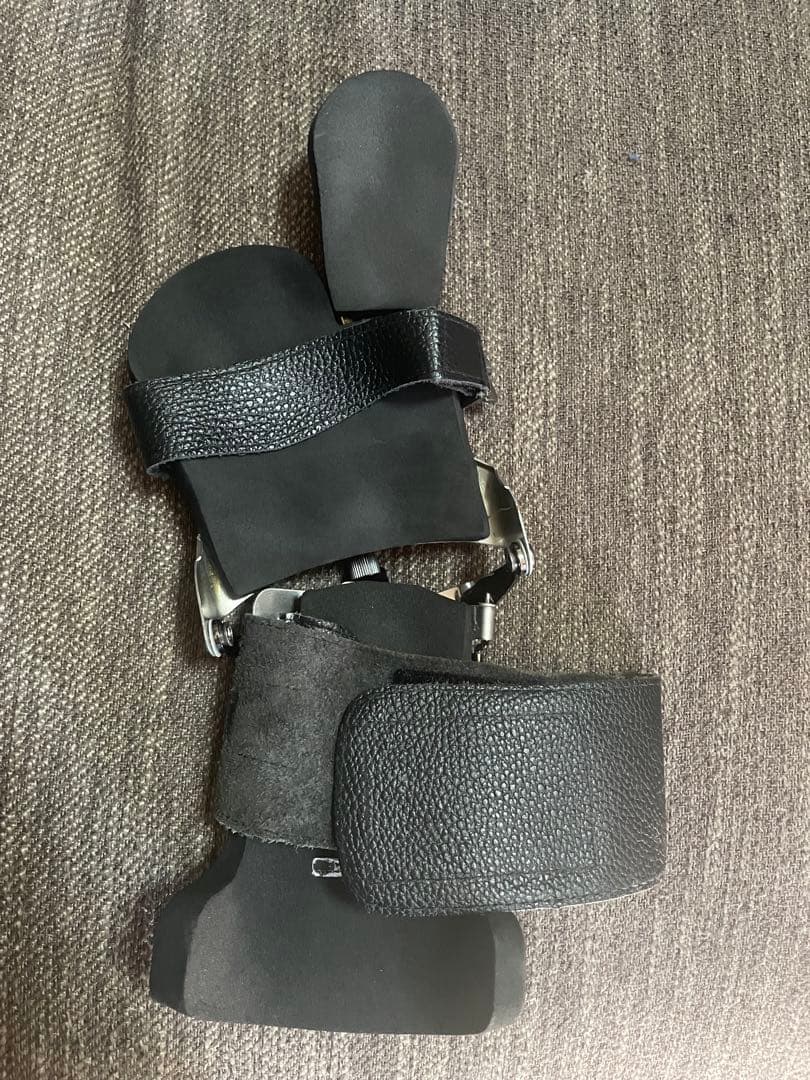 【ほぼ未使用】ABS　ロボリスト　ゴールドフィンガー　M　右投げ用　ボウリング