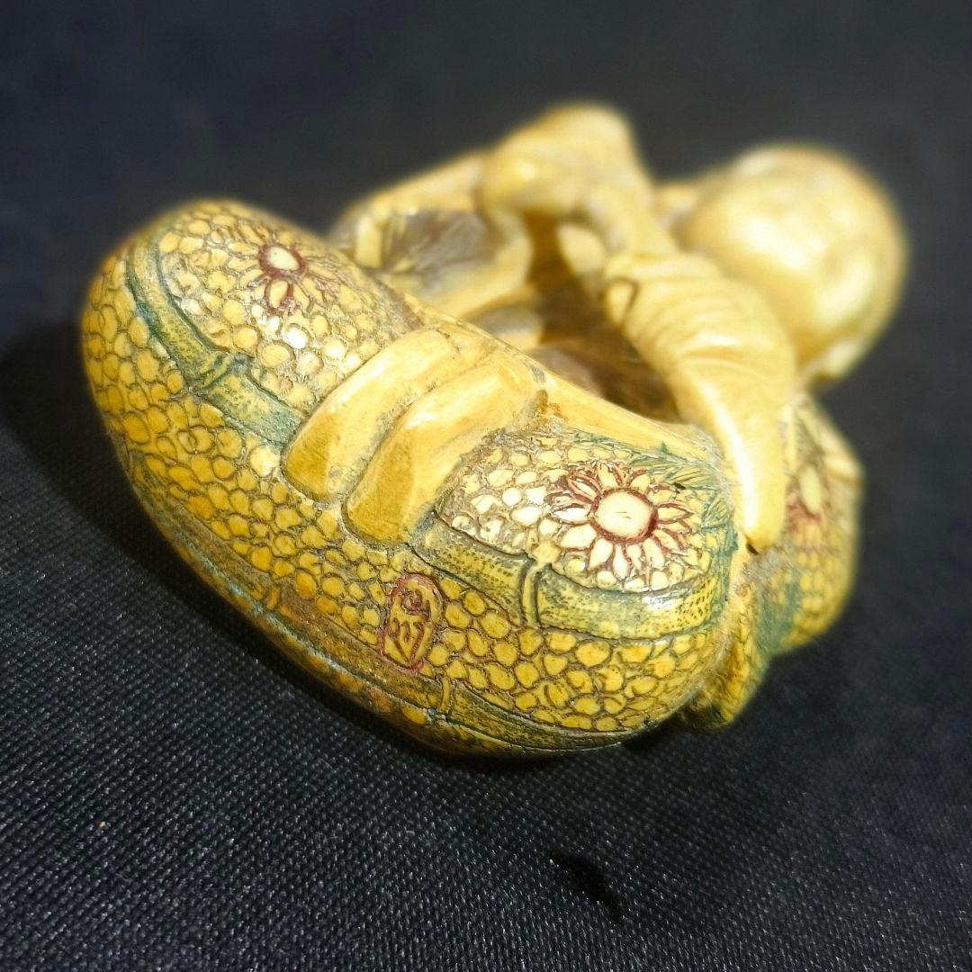 江戸根付 武士の図 山川在銘 天然素材細工 骨董 時代物 古美術 蒐集家放出美品