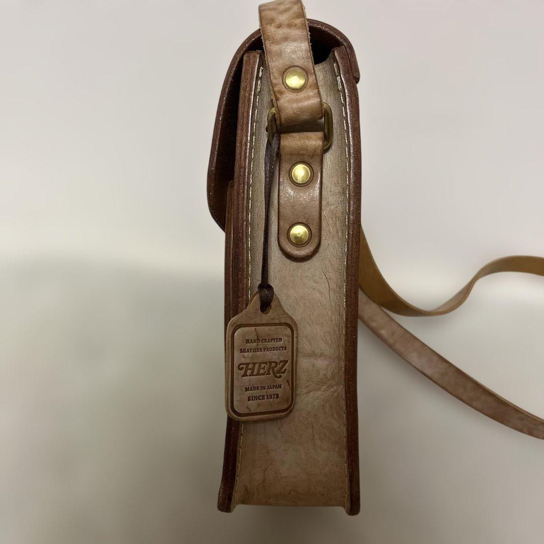 【極美品】HERZ ヘルツ　アラスカ　キャメル　お散歩ショルダーM 限定革