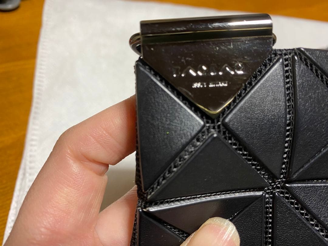 ISSEY MIYAKE 立体的ショルダーバッグ 黒