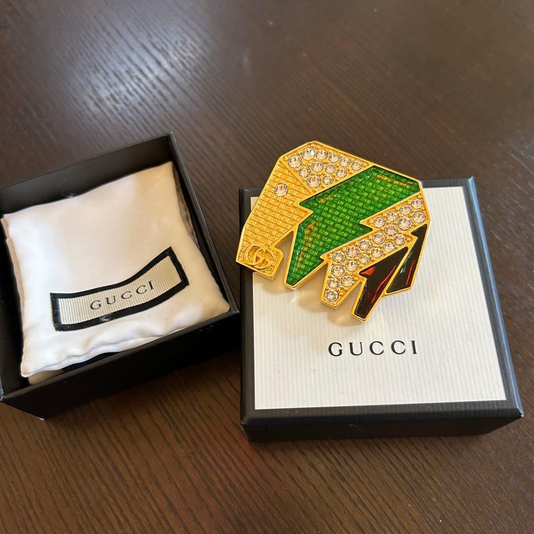 良品★グッチ アニマル ぞうラインストーン付き ブローチ