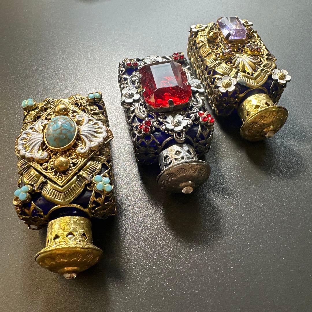 【専用価格】チェコガラス　ボヘミアン　ガラス　香水瓶　3点セット