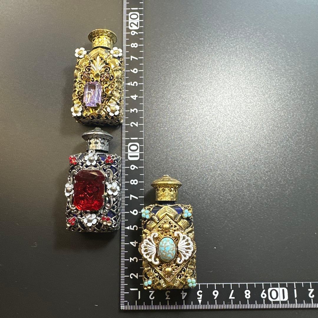 【専用価格】チェコガラス　ボヘミアン　ガラス　香水瓶　3点セット