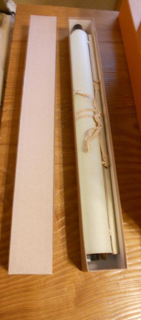 掛け軸 仙水 彩色山水 絹本 希少 軸装 茶道具 掛軸 美品 です。