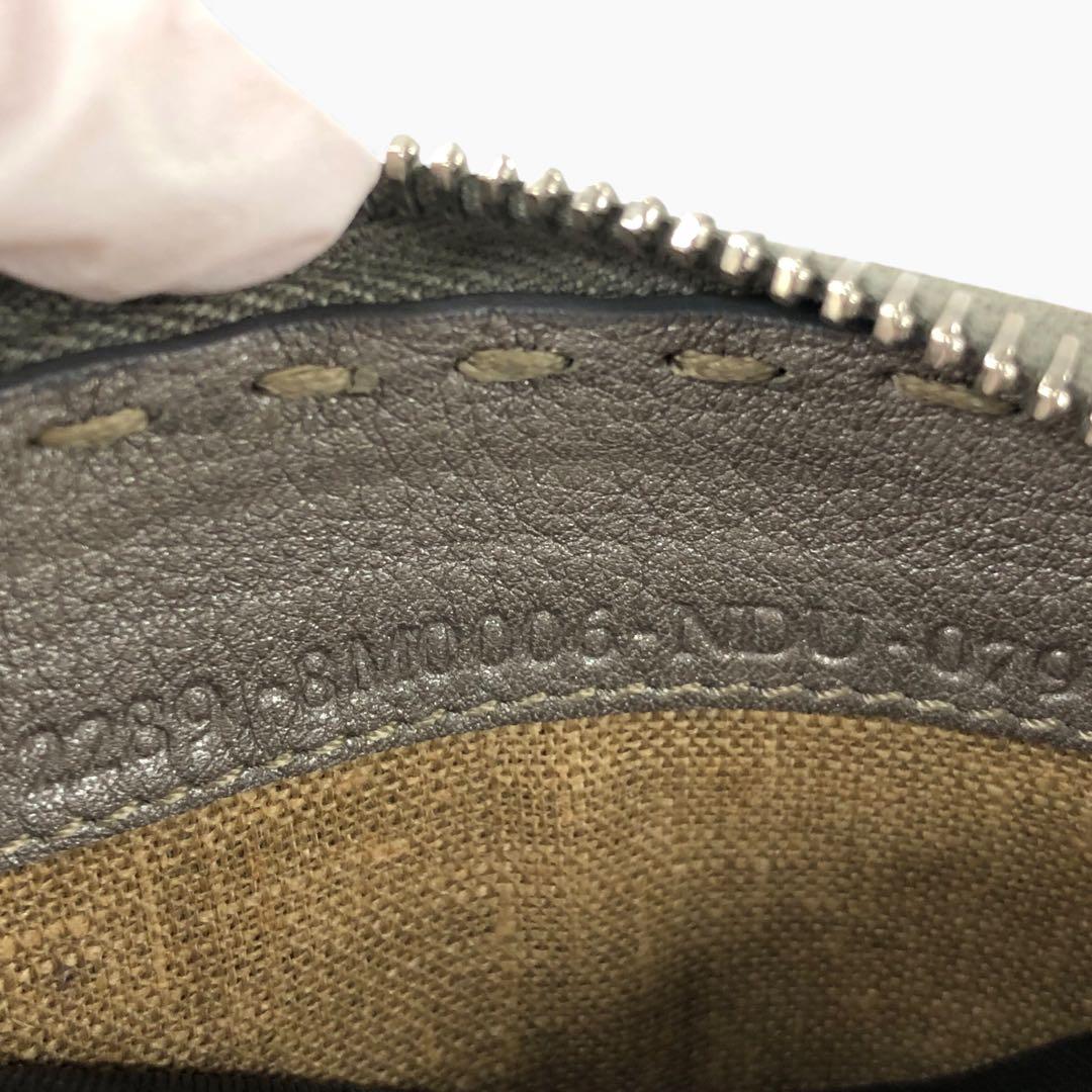 FENDI フェンディ セレリア レザー ケース 小銭入れ シルバー系