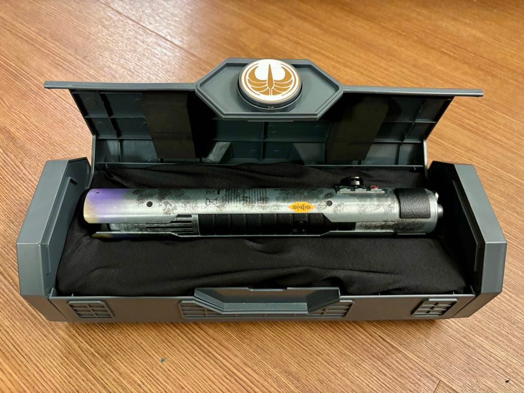 WDW ソル ギャラクシーズエッジ レガシーライトセーバー ブレード付 海外限定