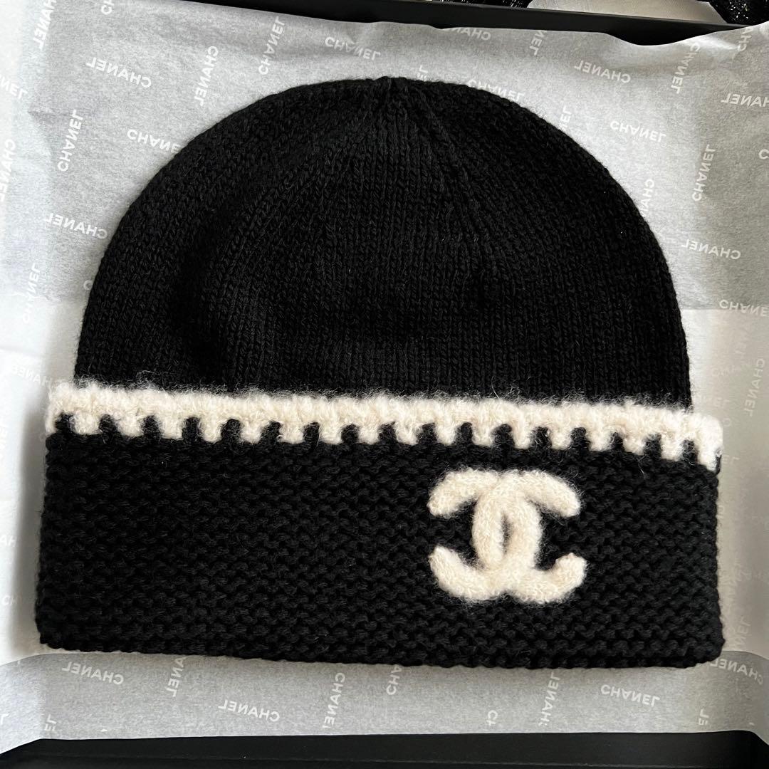 CHANEL CCマークニット帽 ブラック/ホワイト