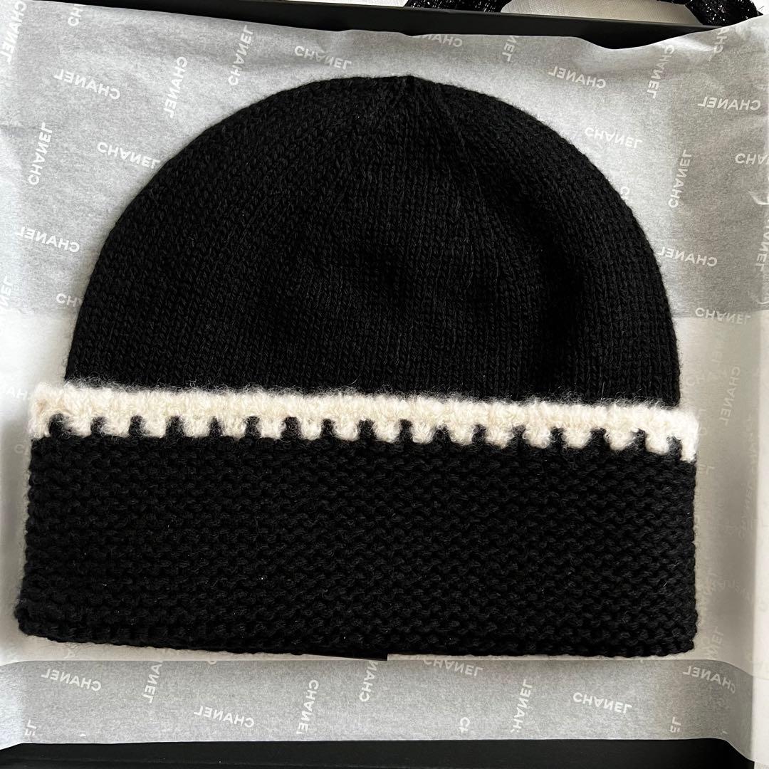 CHANEL CCマークニット帽 ブラック/ホワイト