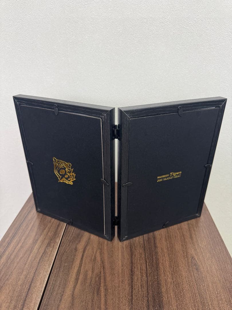 阪神タイガース　90周年オリジナル記念品