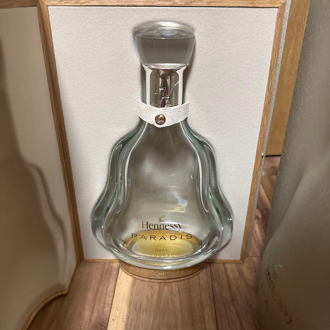 送料無料！空瓶！Hennessy Paradis ヘネシー パラディ3本箱付