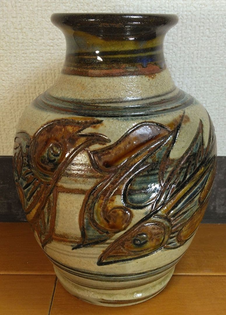 人間国宝 金城次郎 海老魚紋花瓶 栞 共箱 壺屋焼 壷屋焼 やちむん 上作花瓶