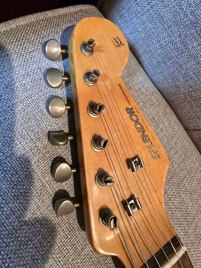 ※ジャンク SPLENDOR エレキギター ホワイト