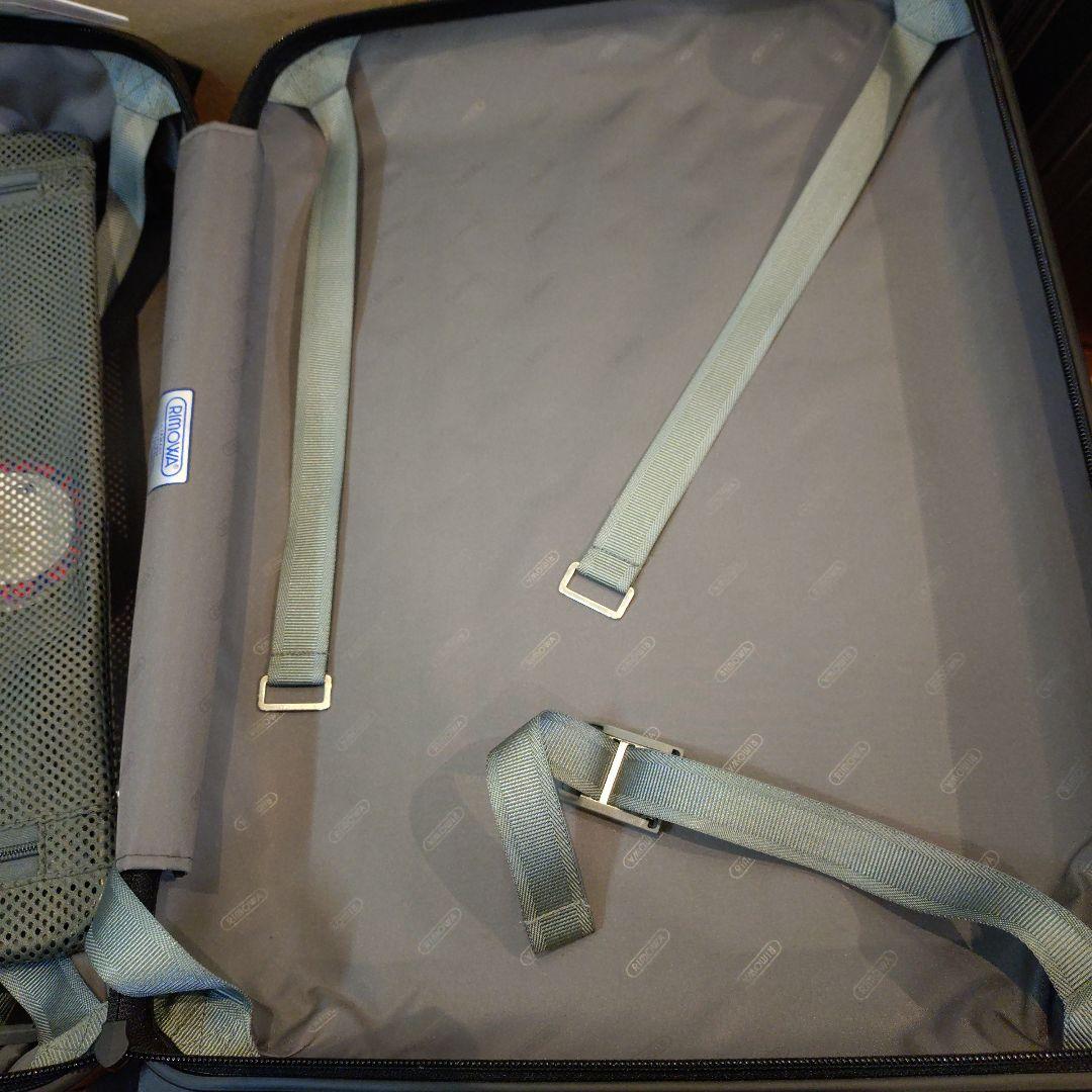 ☆新品、未使用☆RIMOWA 中型キャリーケース ブラック　35L