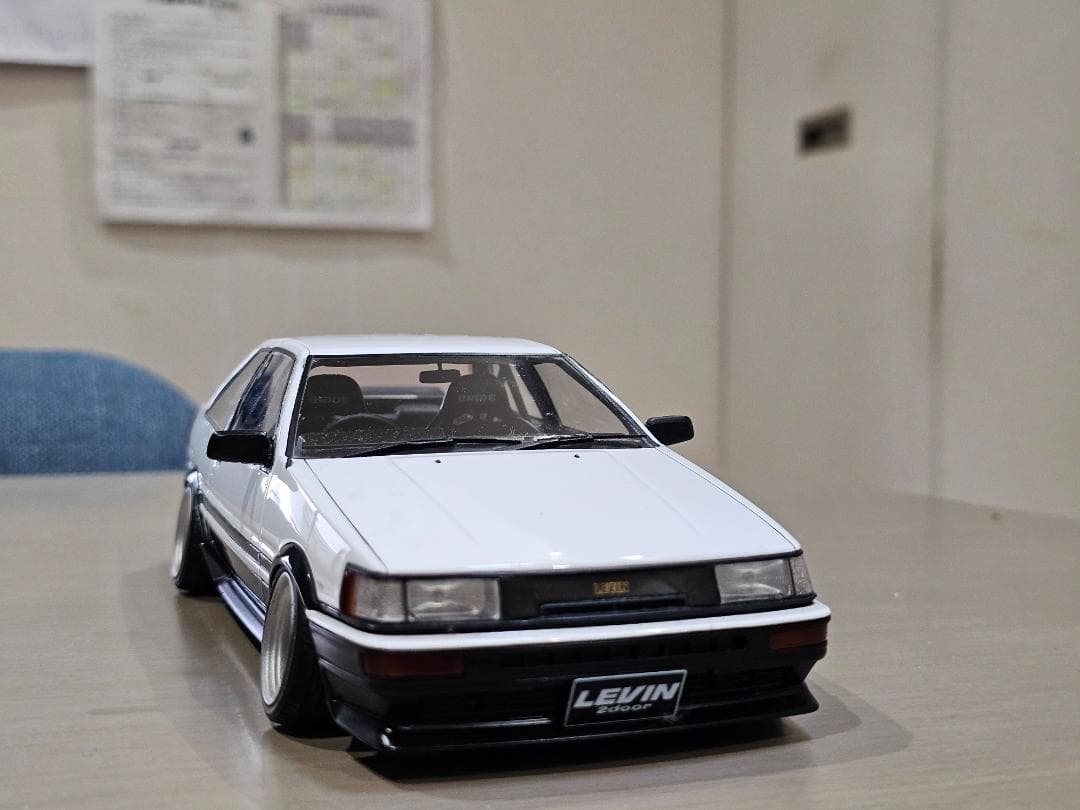 ignitionmodel　1/18　トヨタ　カローラ　レビン　GT-Apex