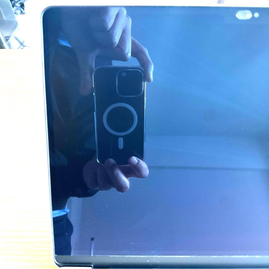 美品【MacBook Air 13.6インチ M2】