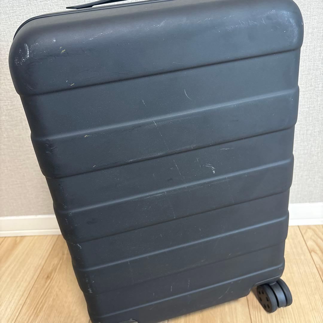 【無印良品】バーを自由に調節できる ハードキャリーケース 36L ブラック 鍵2