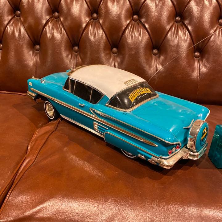 シボレーインパラ58年　ローライダー　ホッピング　カスタム　アメ車