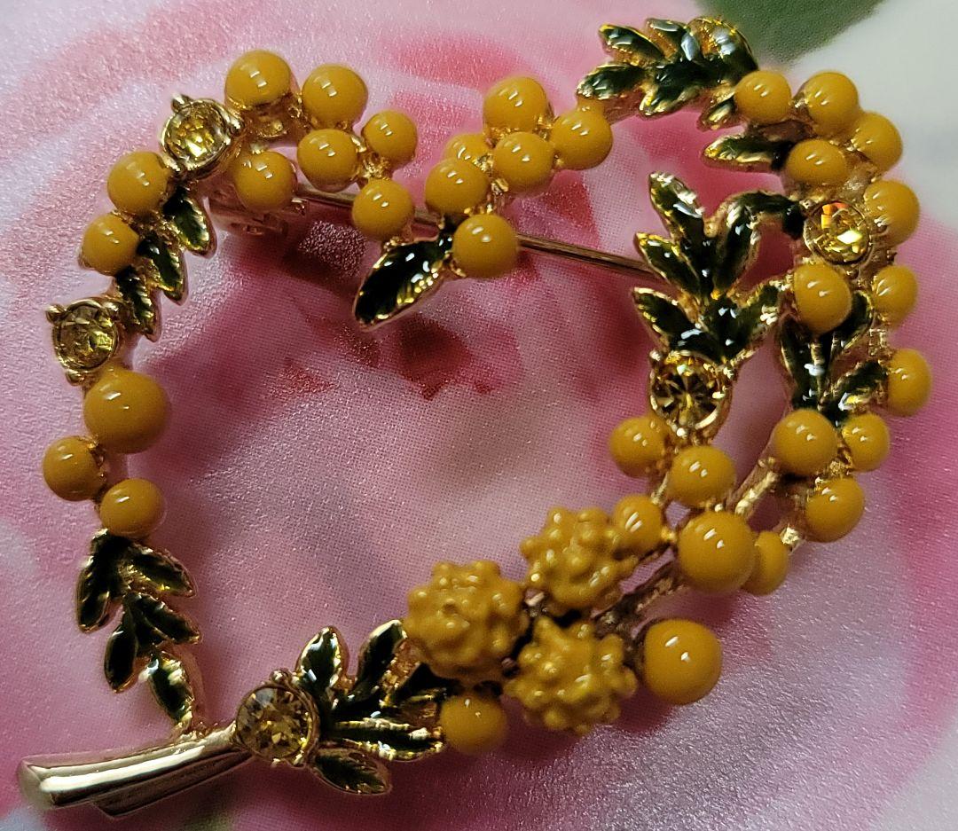 ★ヴァンドームブティック　ミモザブローチ　ハートリース★